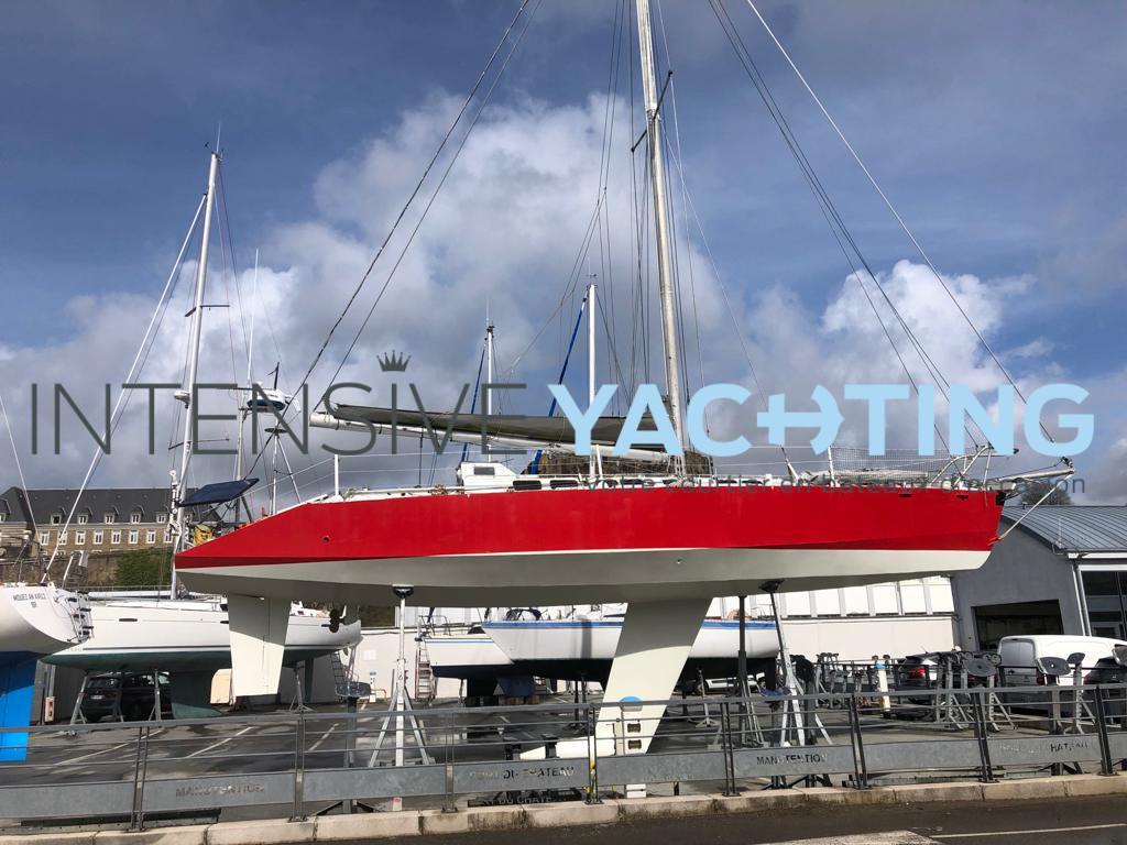 one off One Off Strongal