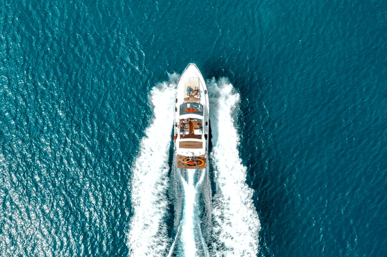 Les avantages de la location de yacht pour des vacances privées