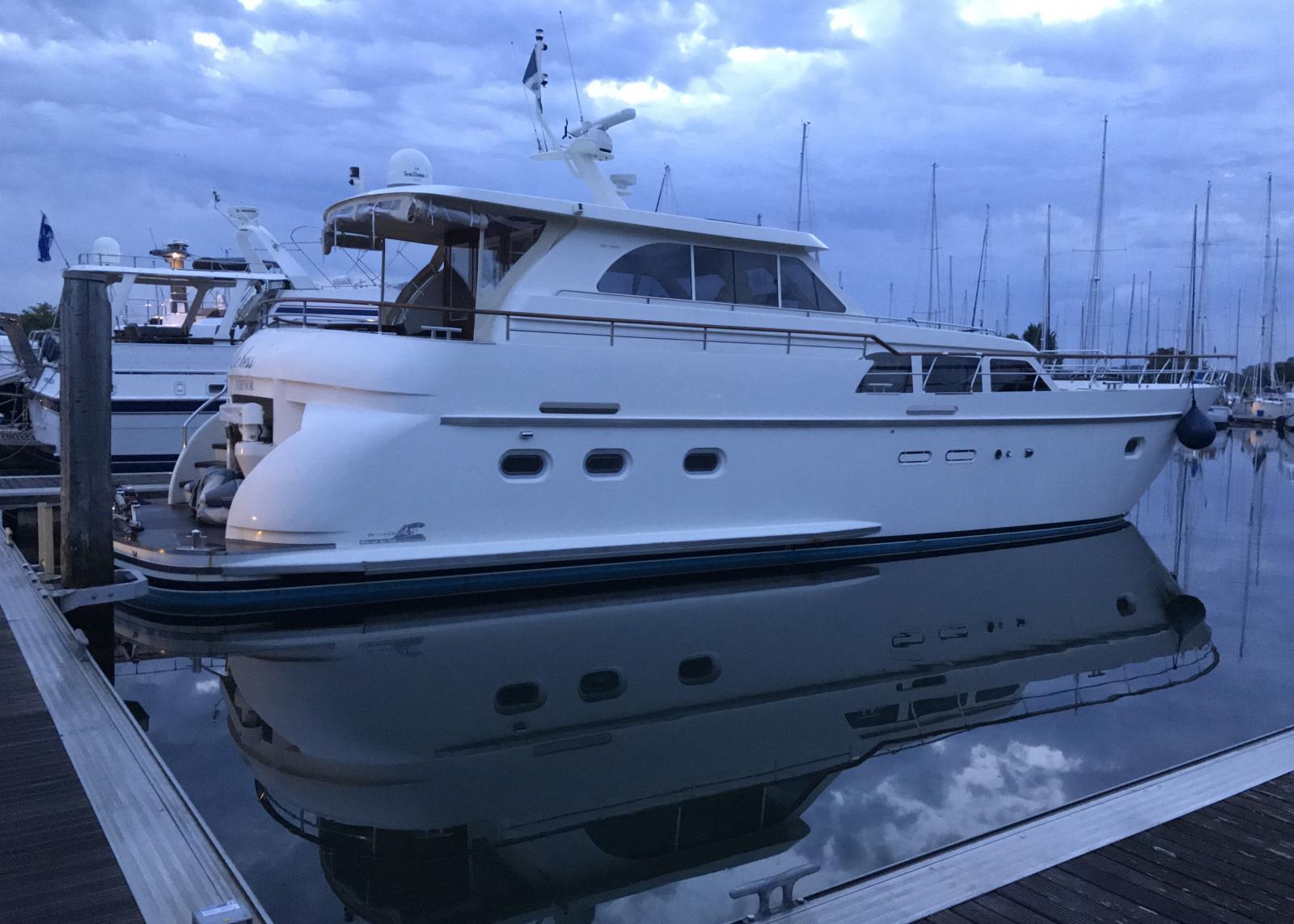 Wim van der Valk 18m Continental