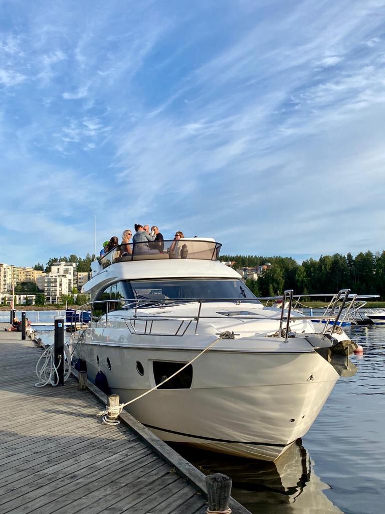 bavaria yachts Virtess 420 Fly