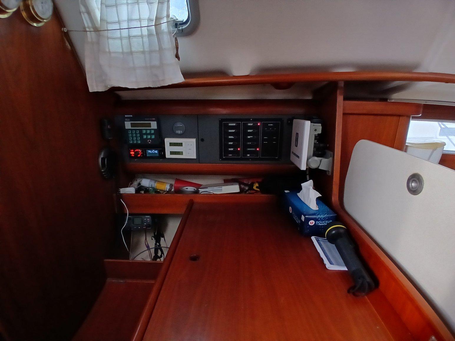 beneteau OCÉANIS 351