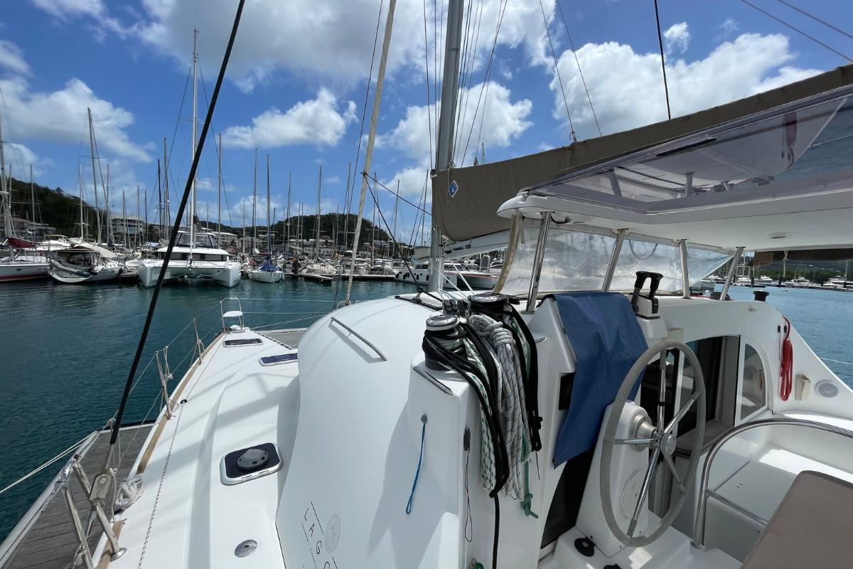 lagoon 380